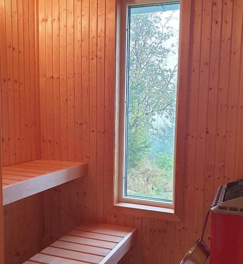 Gaeststuga I Vacker Natur, Bastu, Bubbelpool Sommartid Och Gratis Parkering Naera Ulricehamn Och Lassalyckan, Guesthouse With Nice View With Sauna And Free Parking Close To Dalsjoefors And Fishing Borås Exteriér fotografie